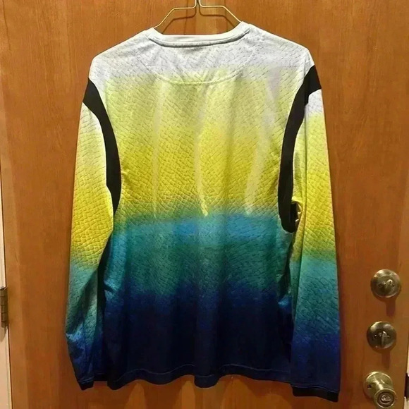 Real legends, long sleeve men’s size XL - Picture 5 of 5